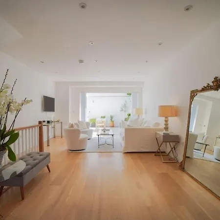 The Prestigious Residence With Modern Elegance